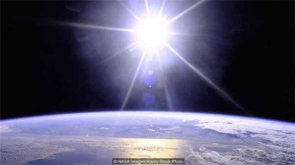 為啥沒(méi)有任何東西能超越光速？